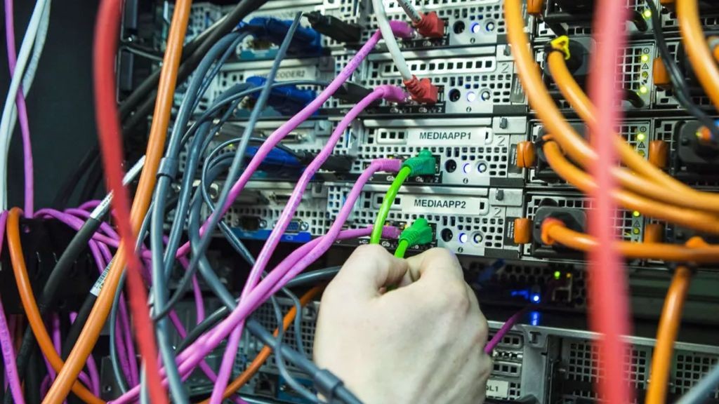 Ένας IT admin διέγραψε μια σειρά ζωτικών οικονομικών βάσεων δεδομένων της εταιρείας του και του επιβλήθηκε επταετής φυλάκιση