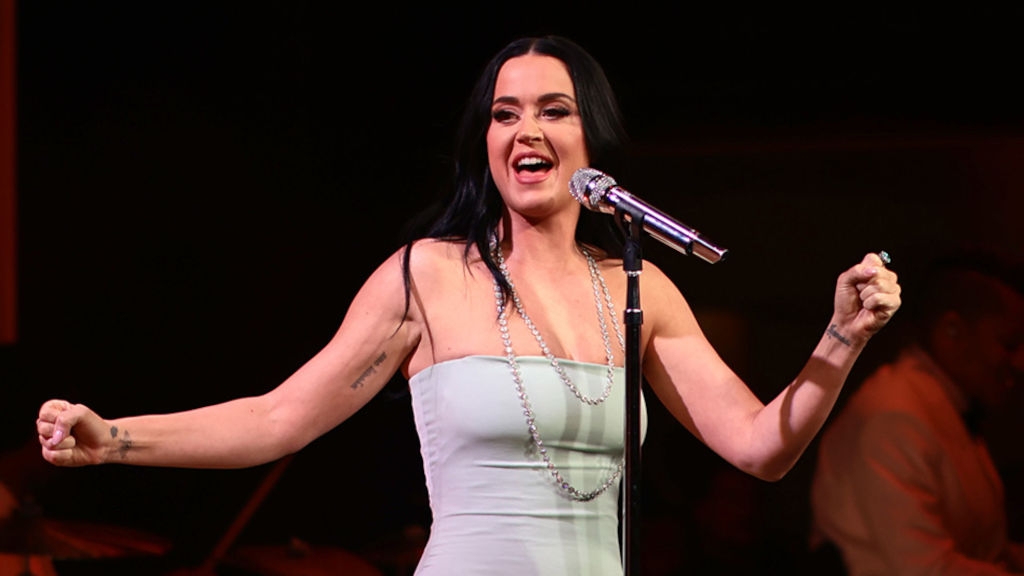 Η Katy Perry τραγούδησε ξανά σε Simlish 13 χρόνια μετά το The Sims 3