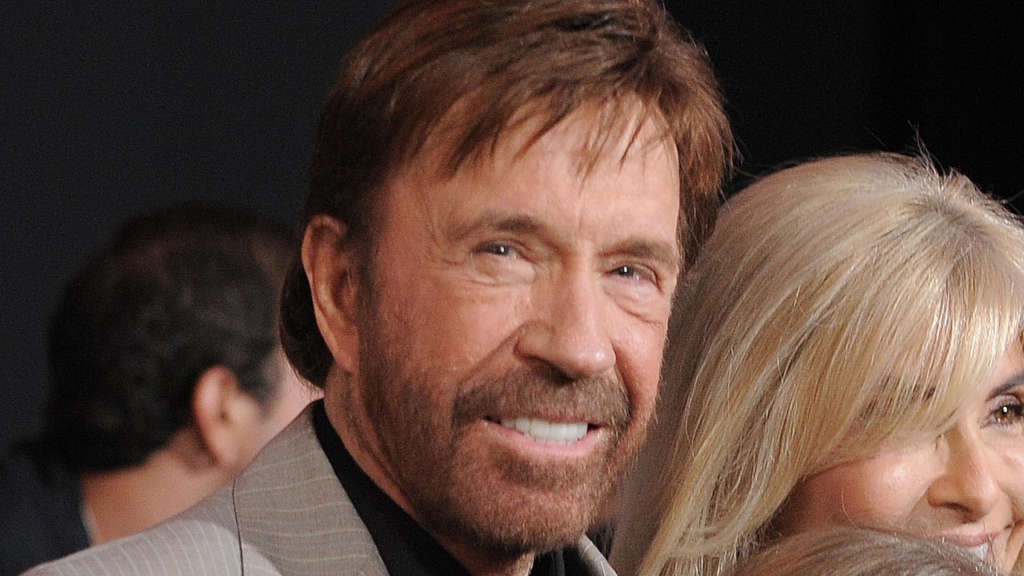 Ο ηθοποιός Chuck Norris έφυγε από την ζωή σε ηλικία 86 ετών
