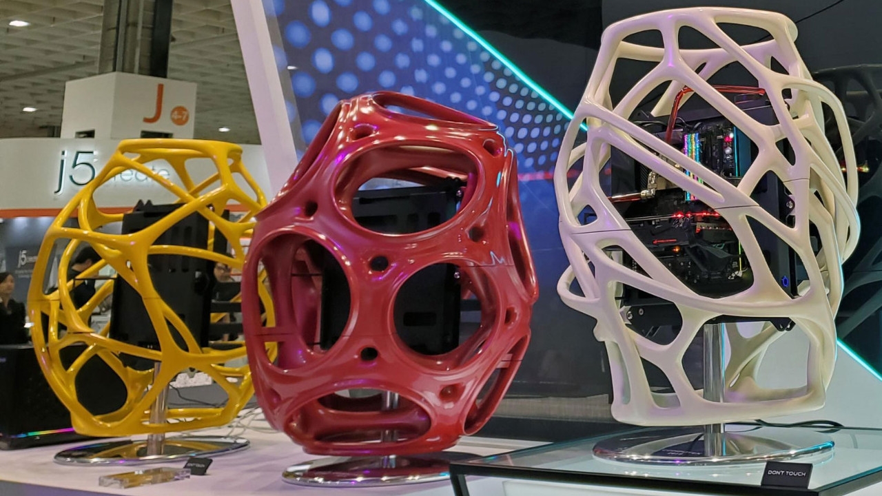 3D Printed Tower cases αξίας 4.000 δολαρίων