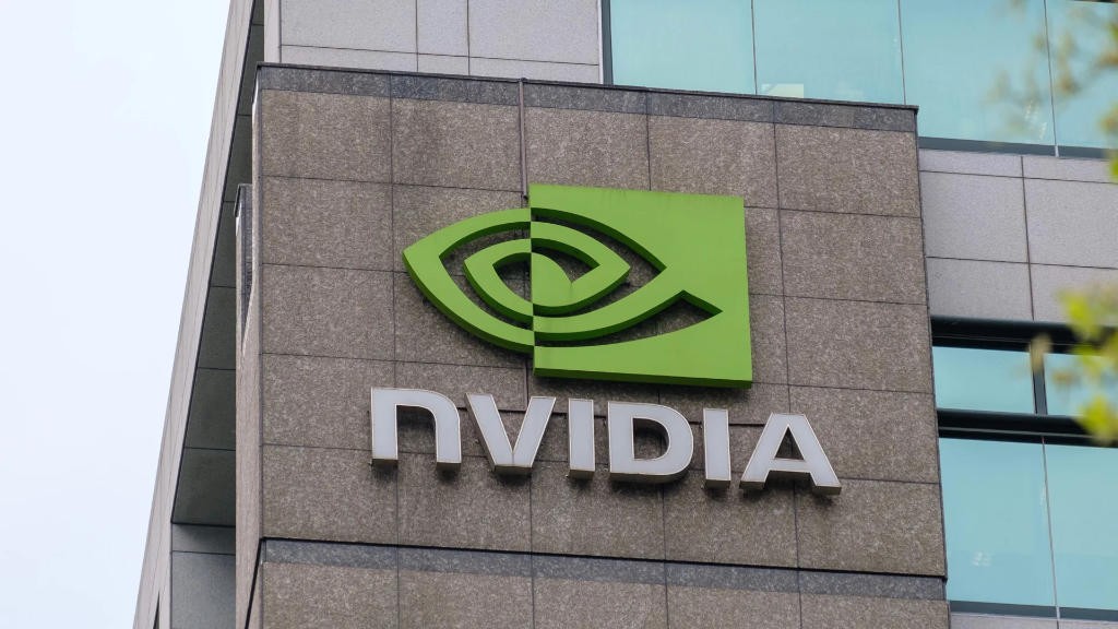 Η Nvidia ξεπέρασε στιγμιαία το 1 τρισεκατομμύριο δολάρια σε αξία