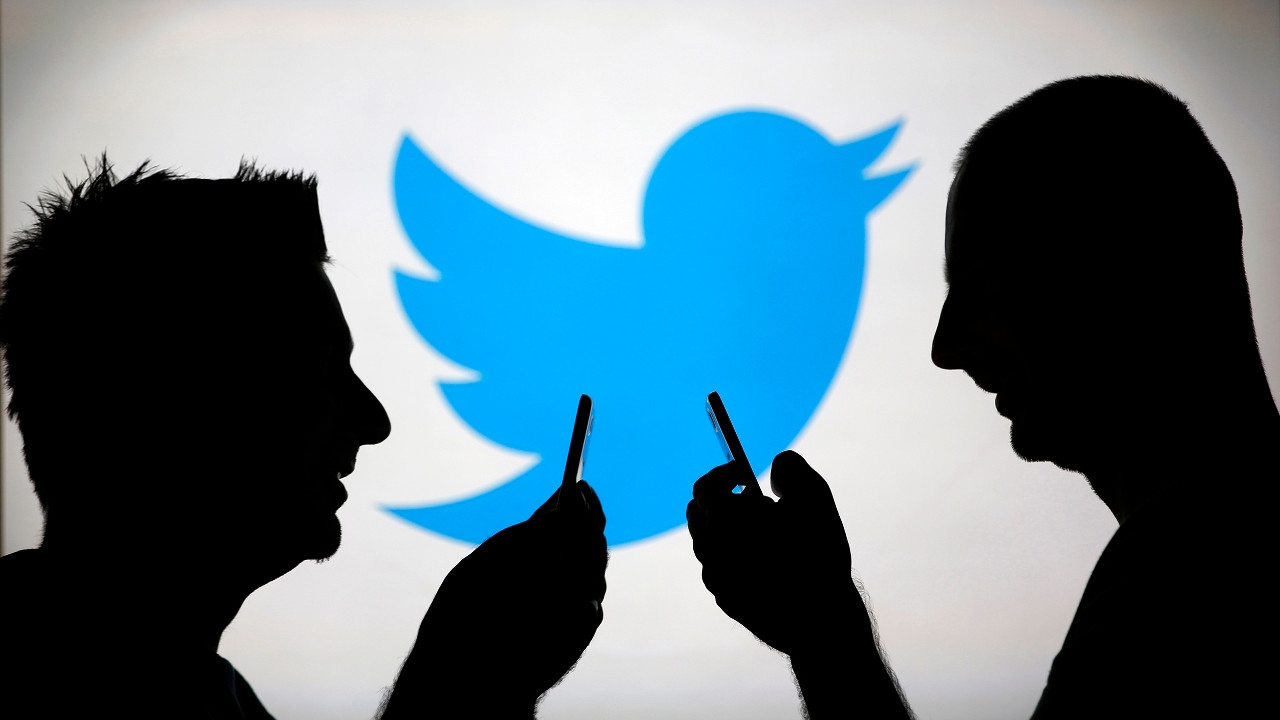 Το Twitter ζητά να αλλάξετε τους κωδικούς σας